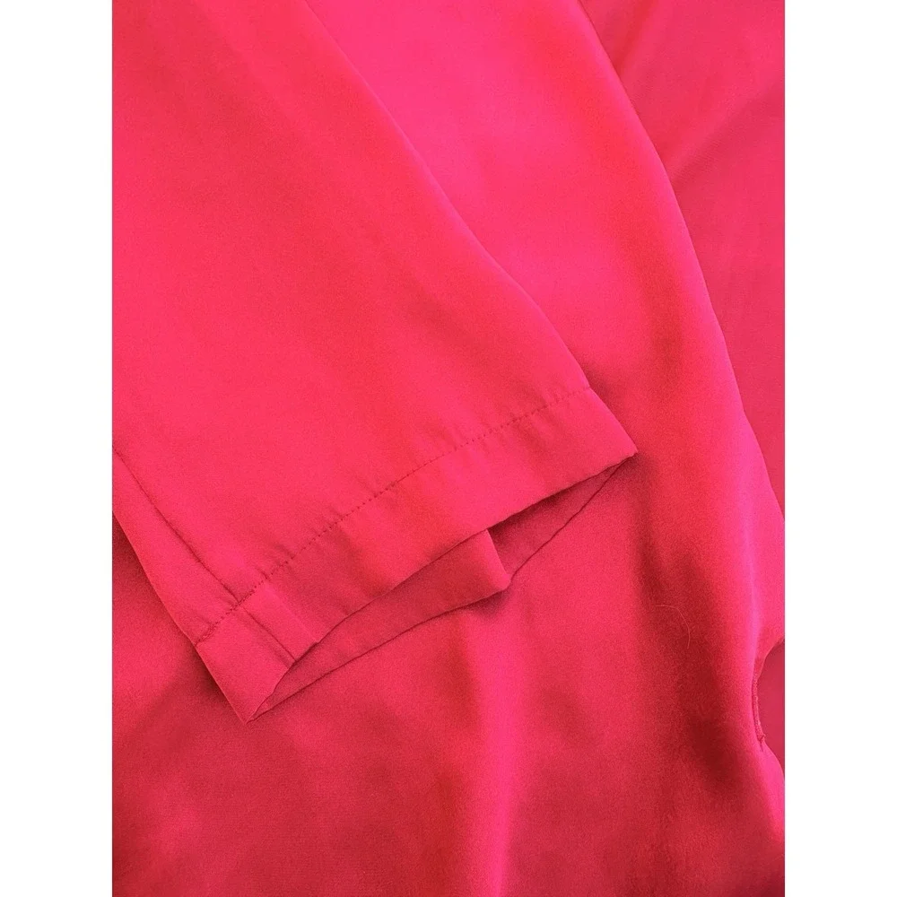 Victoria's Secret Romantic Long‎ Sleeve Red Satin Pajama Shirt  Sz Medium